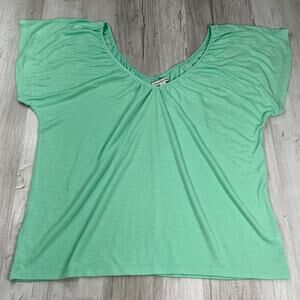 American Eagle Short Sleeve Round Neck Flowy T Shirt Size Small